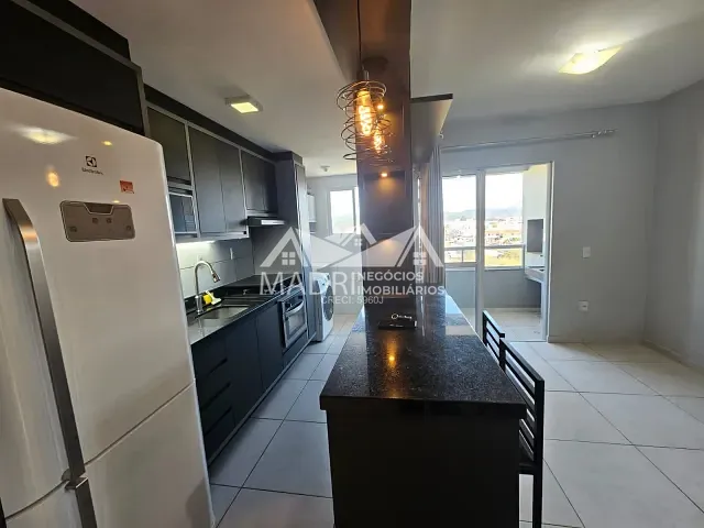 Apartamento 2 quartos e 1 banheiro, para alugar, no bairro Nova Palhoça em Palhoça