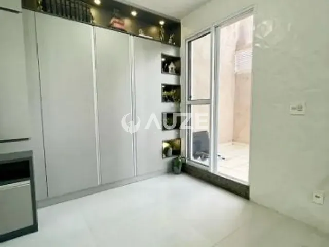 Apartamento com 190m² 2 quartos e 2 banheiros, à venda, no bairro Xaxim em Curitiba