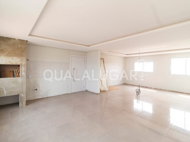 Apartamento 5 quartos e 2 banheiros, para alugar, no bairro Humaitá em Tubarão