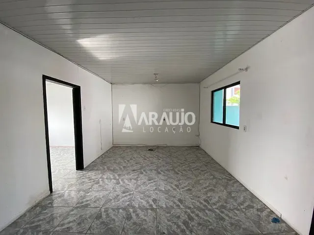 Apartamento 3 quartos e 1 banheiro, para alugar, no bairro Centro em Itajaí