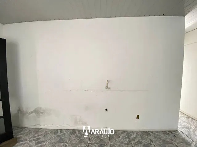 Apartamento 3 quartos e 1 banheiro, para alugar, no bairro Centro em Itajaí