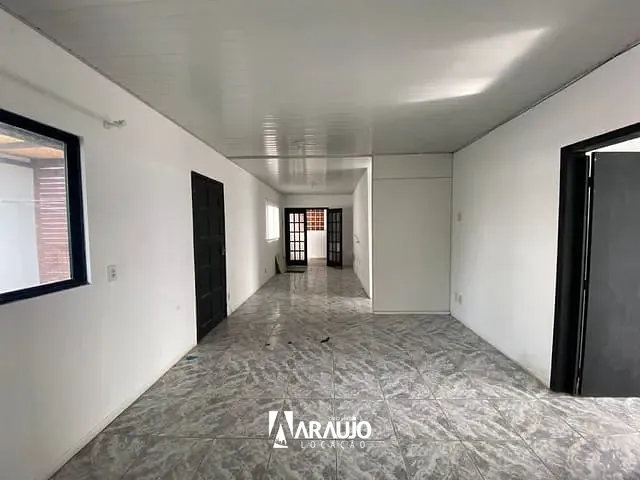 Apartamento 3 quartos e 1 banheiro, para alugar, no bairro Centro em Itajaí