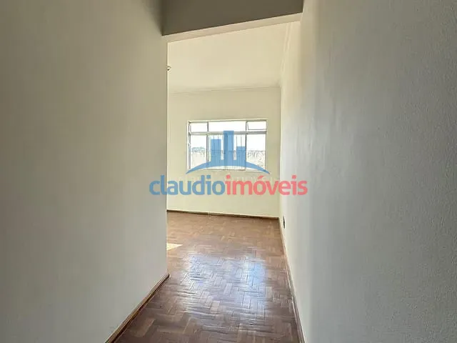 Apartamento com 114m² 3 quartos e 1 banheiro, à venda, no bairro Ano Bom em Barra Mansa