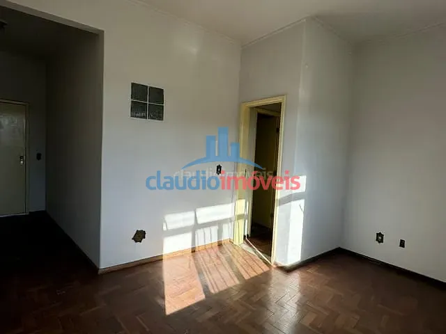 Apartamento com 114m² 3 quartos e 1 banheiro, à venda, no bairro Ano Bom em Barra Mansa