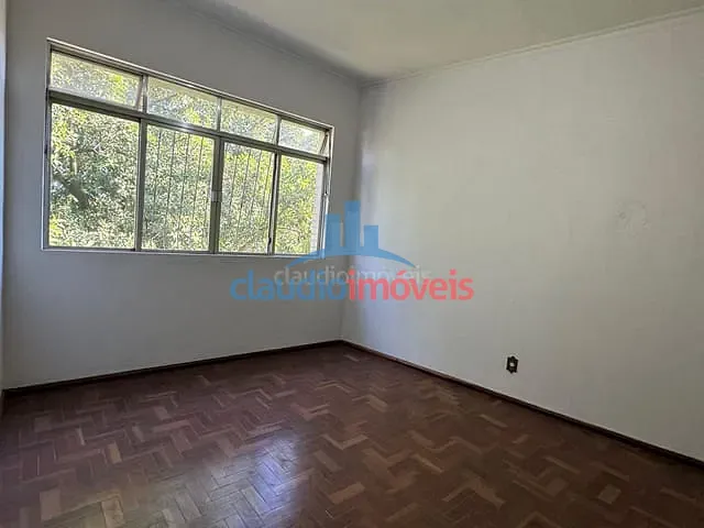 Apartamento com 114m² 3 quartos e 1 banheiro, à venda, no bairro Ano Bom em Barra Mansa