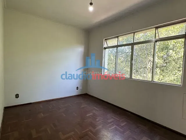 Apartamento com 114m² 3 quartos e 1 banheiro, à venda, no bairro Ano Bom em Barra Mansa