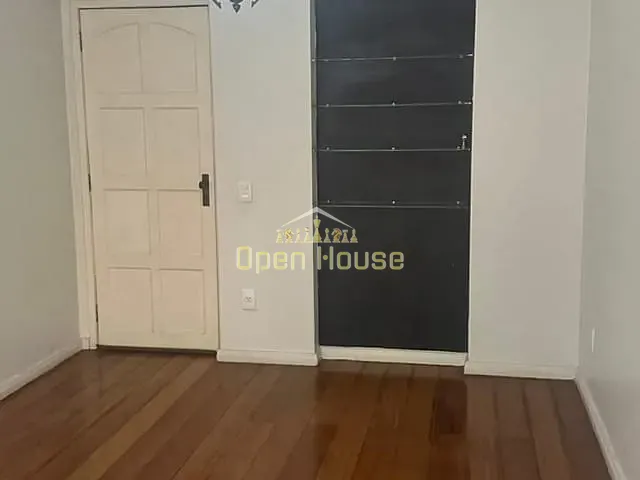 Apartamento com 171m² 3 quartos e 2 banheiros, à venda, no bairro Aterrado em Volta Redonda