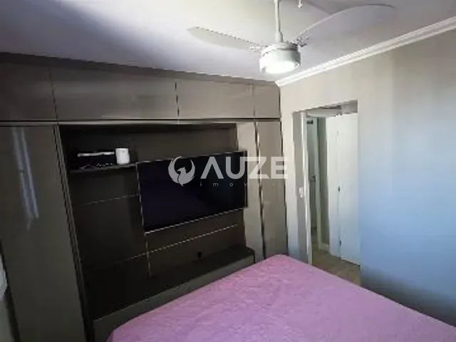 Apartamento com 72m² 3 quartos e 2 banheiros, à venda, no bairro Uberaba em Curitiba