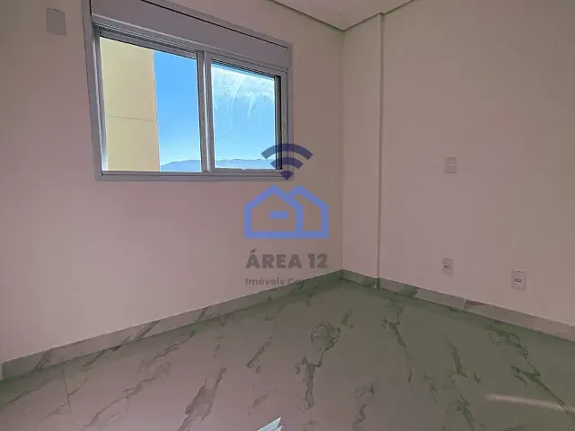 Apartamento 3 quartos e 1 banheiro, à venda, no bairro Jardim Britânia em Caraguatatuba