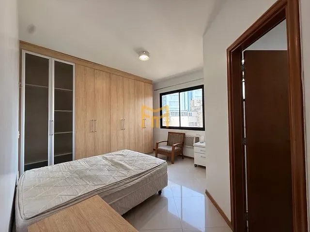 Apartamento 2 quartos e 2 banheiros, para alugar, no bairro Batista Campos em Belém