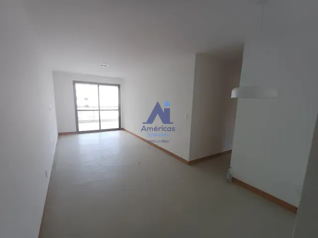 Apartamento 3 quartos e 2 banheiros, para alugar, no bairro Recreio dos Bandeirantes em Rio de Janeiro