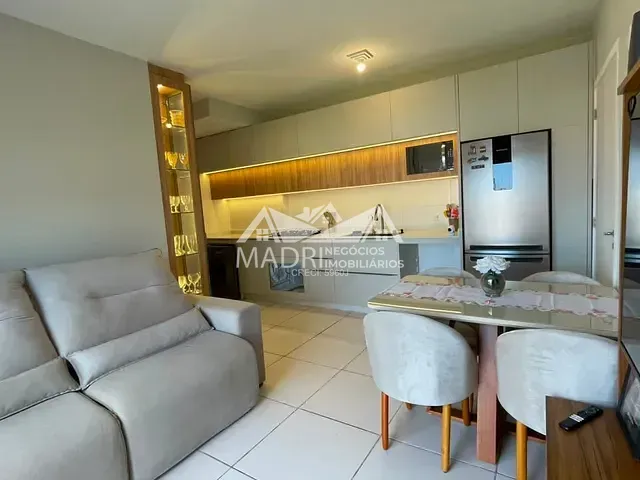Apartamento 2 quartos e 1 banheiro, à venda, no bairro São Sebastião em Palhoça