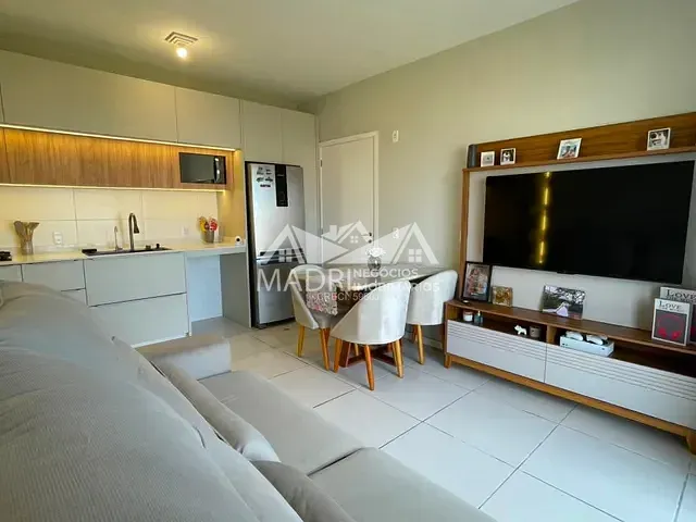 Apartamento 2 quartos e 1 banheiro, à venda, no bairro São Sebastião em Palhoça