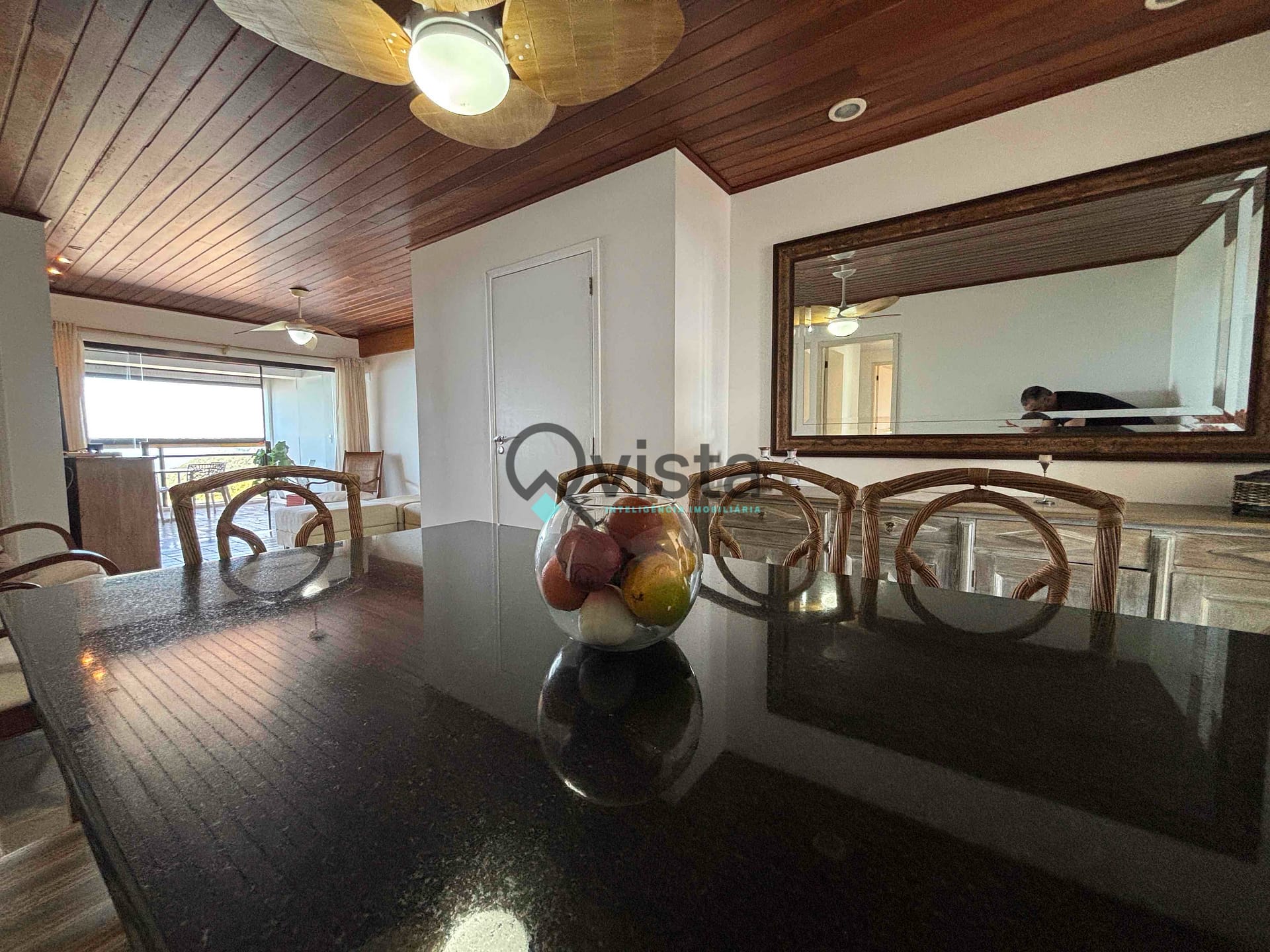 Apartamento à venda com 3 quartos, 168m² - Foto 3
