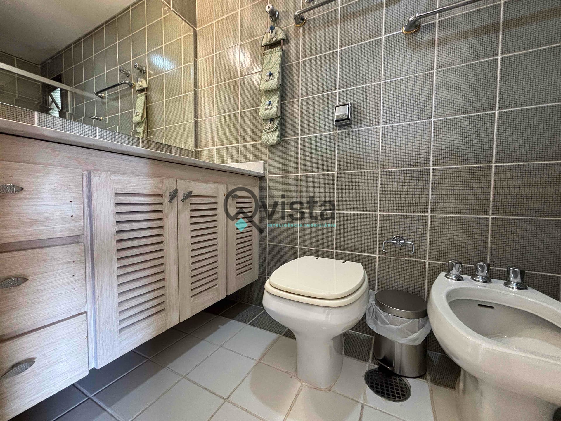 Apartamento à venda com 3 quartos, 168m² - Foto 17