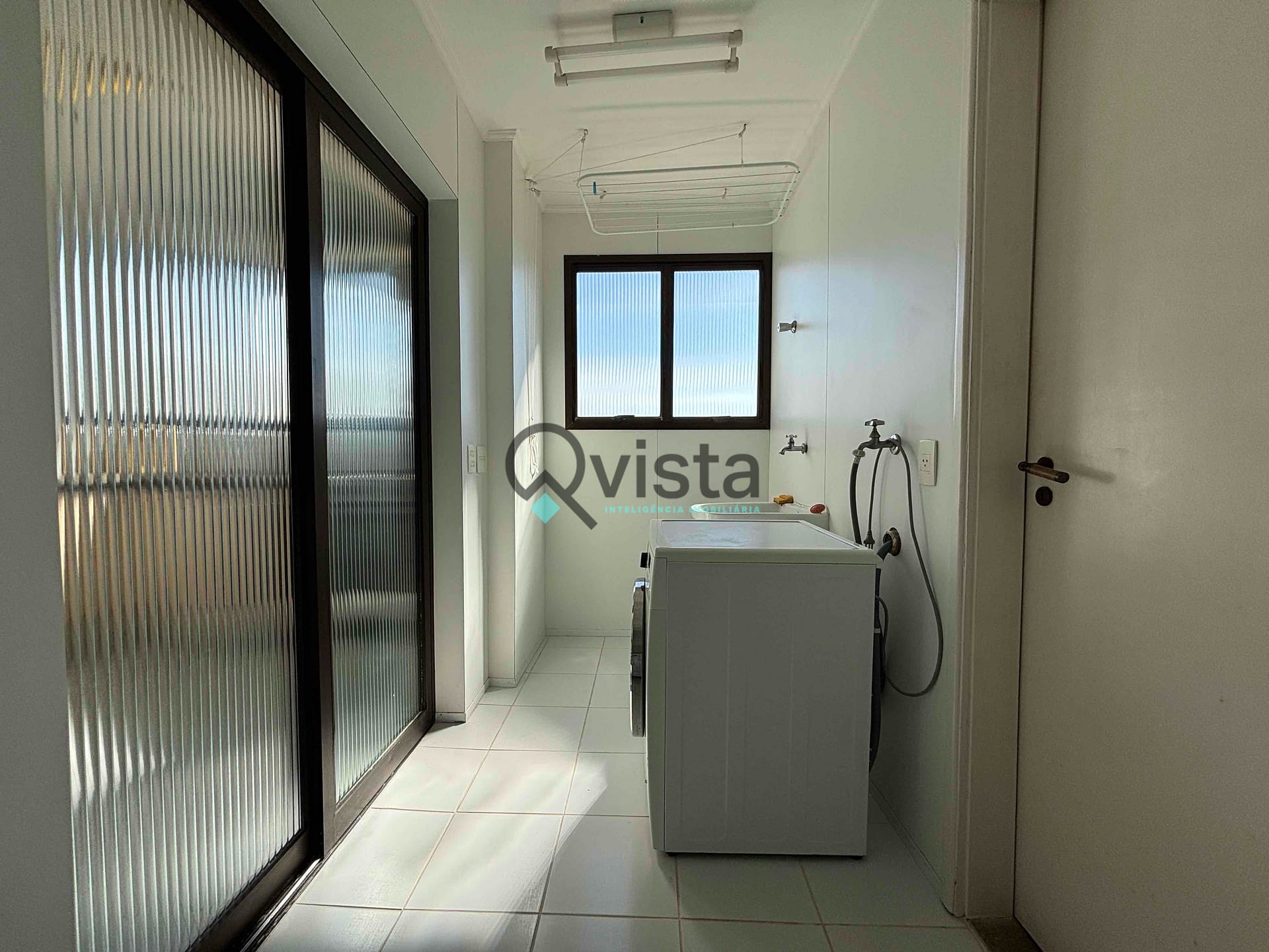 Apartamento à venda com 3 quartos, 168m² - Foto 21