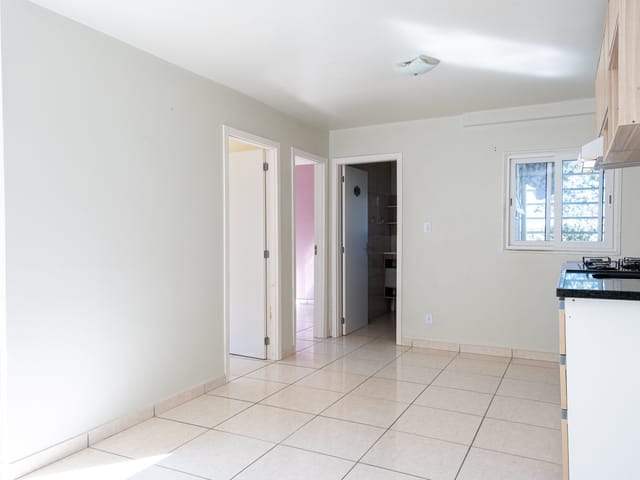 Apartamento com 45m² 2 quartos e 1 banheiro, para alugar, no bairro Três Vendas em Pelotas