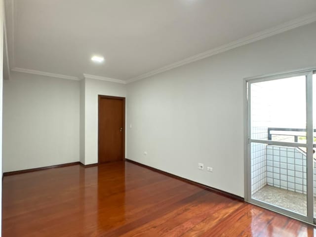 Apartamento 3 quartos e 1 banheiro, para alugar, no bairro Cariobinha em Americana