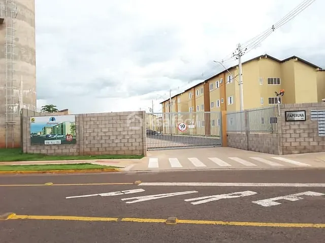 Apartamento 2 quartos e 1 banheiro, para alugar, no bairro Parque Residencial Rita Vieira em Campo Grande