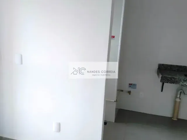 Apartamento 2 quartos e 2 banheiros, à venda, no bairro Parque Jamaica em Londrina