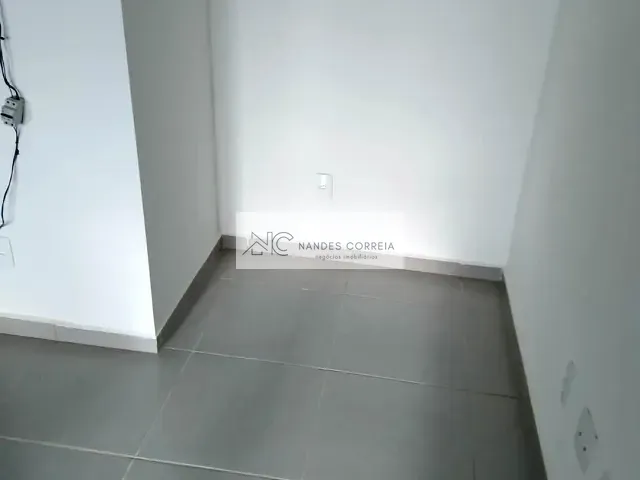 Apartamento 2 quartos e 2 banheiros, à venda, no bairro Parque Jamaica em Londrina