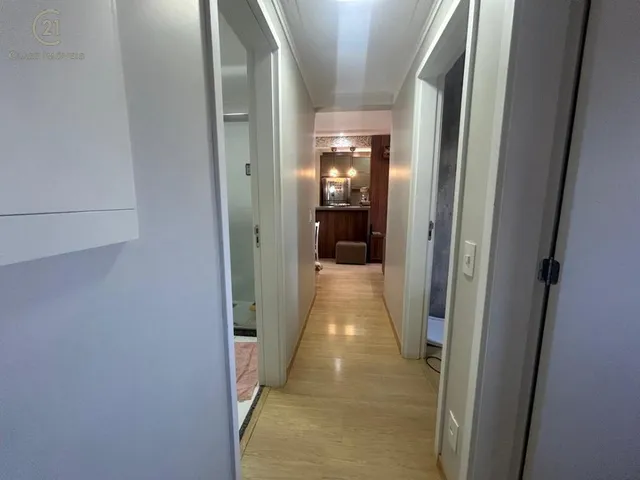 Apartamento com 71m² 3 quartos e 2 banheiros, à venda, no bairro Centro em Londrina
