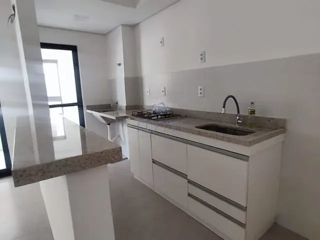 Apartamento 2 quartos e 3 banheiros, à venda ou para alugar, no bairro Jardim Tarraf II em São José do Rio Preto