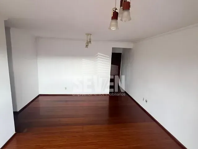 Apartamento com 83m² 3 quartos e 2 banheiros, para alugar, no bairro Jardim América em Bauru