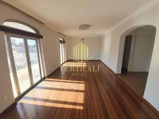 Apartamento com 235m² 4 quartos e 5 banheiros, à venda, no bairro Centro-Sul em Cuiabá