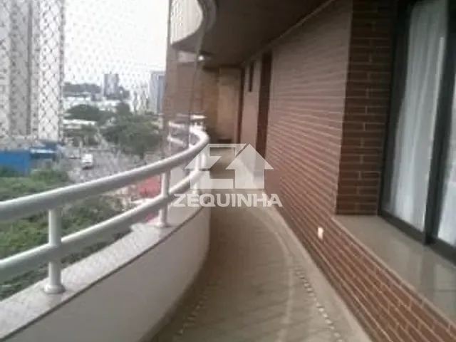 Apartamento com 246m² 4 quartos e 2 banheiros, à venda, no bairro Vila Campesina em Osasco