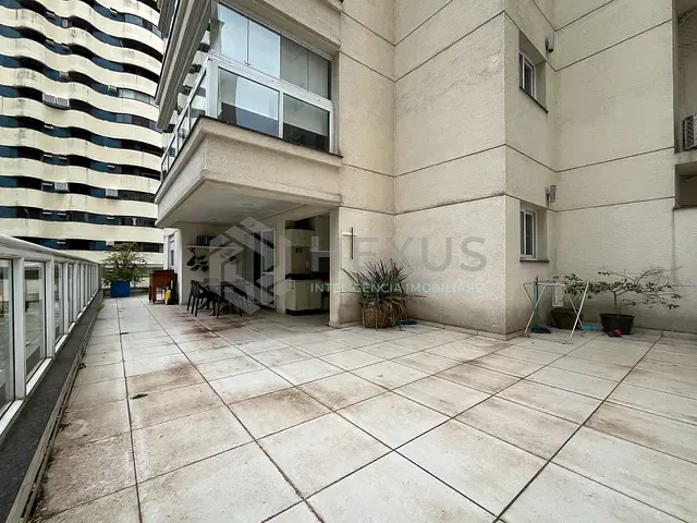 Apartamento 3 quartos e 2 banheiros, à venda, no bairro Pitangueiras em Guarujá