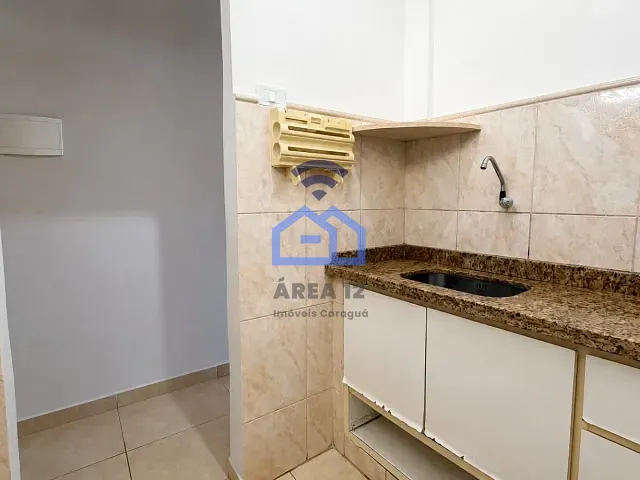 Apartamento 1 quarto e 1 banheiro, para alugar, no bairro Centro em Caraguatatuba
