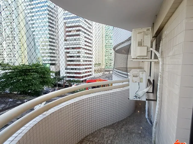 Apartamento com 281m² 3 quartos e 1 banheiro, para alugar, no bairro Umarizal em Belém