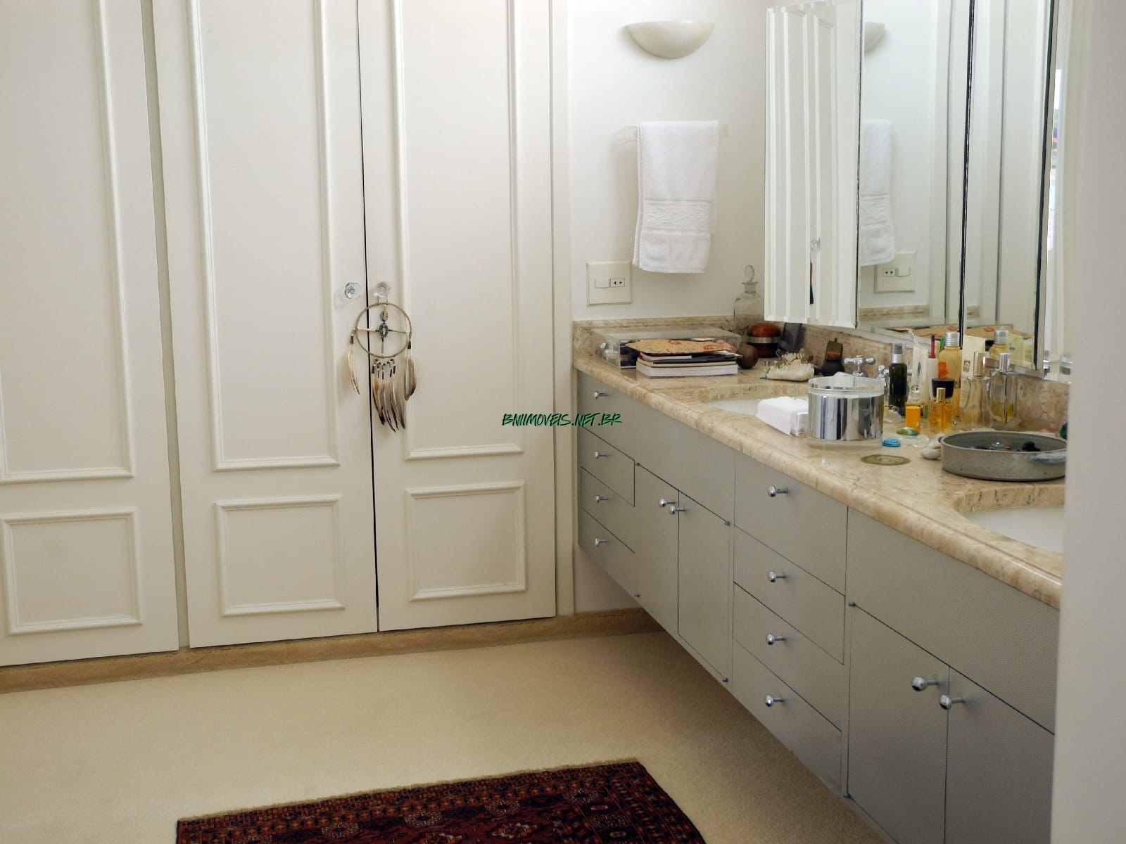 Apartamento à venda com 3 quartos, 196m² - Foto 3