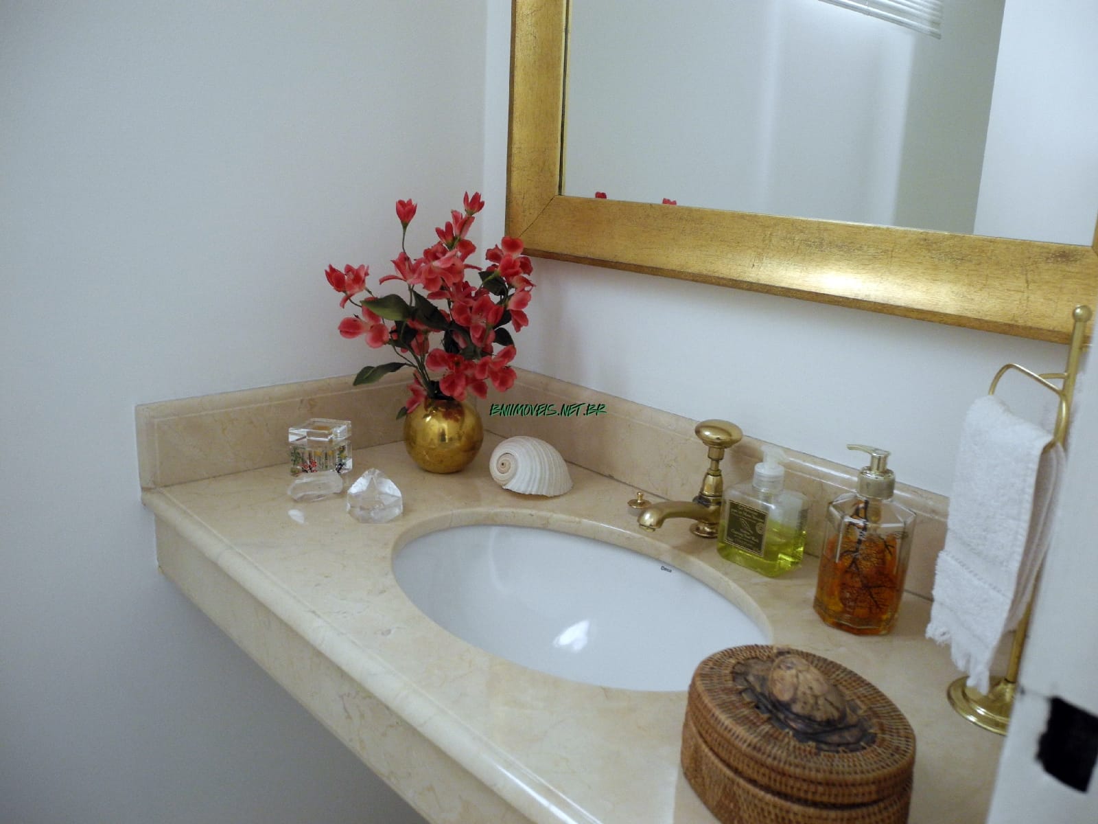 Apartamento à venda com 3 quartos, 196m² - Foto 5