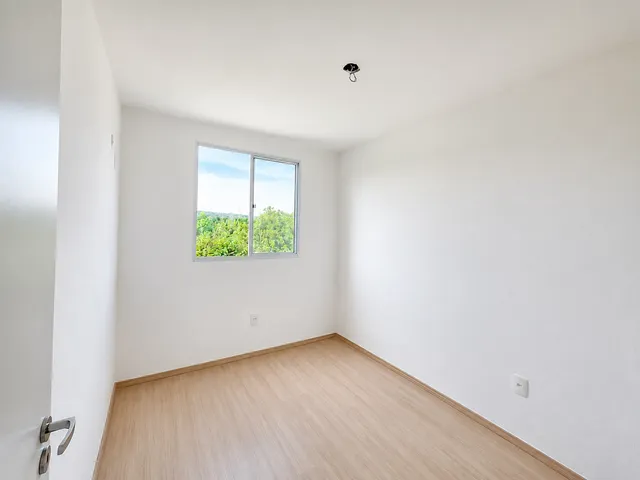 Apartamento 2 quartos e 1 banheiro, à venda, no bairro Lago Azul em Manaus