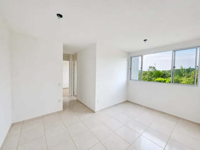Apartamento 2 quartos e 1 banheiro, à venda, no bairro Lago Azul em Manaus