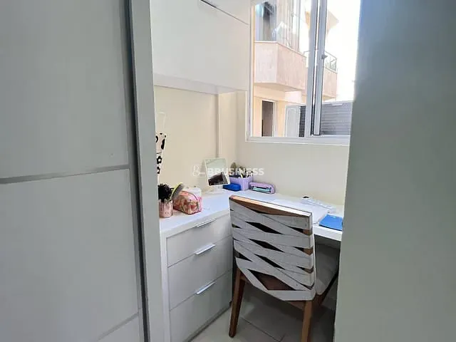 Apartamento 2 quartos e 1 banheiro, à venda, no bairro Flamboyant em Campos dos Goytacazes