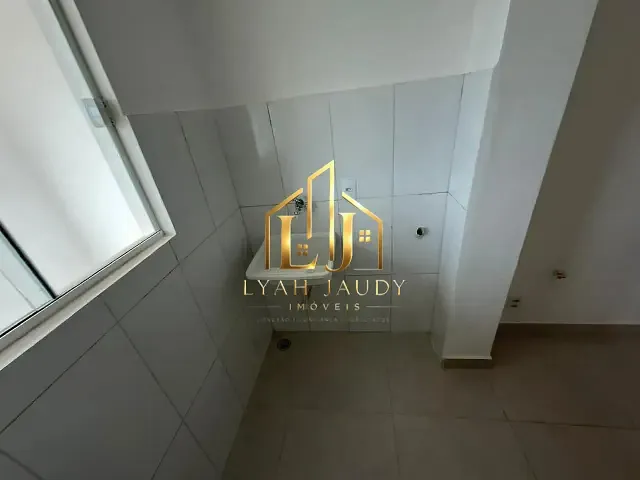 Apartamento 2 quartos e 1 banheiro, à venda, no bairro São Roque em Cuiabá