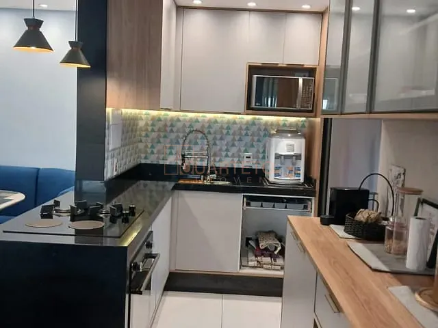 Apartamento 2 quartos e 2 banheiros, à venda, no bairro Jardim Flor da Montanha em Guarulhos