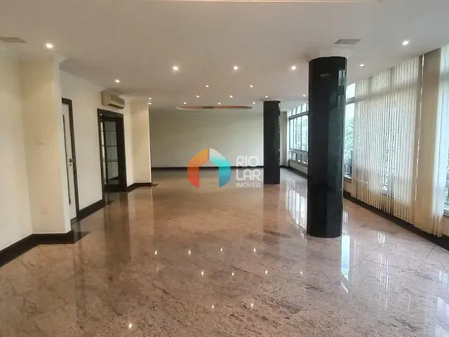 Apartamento com 297m² 4 quartos e 3 banheiros, à venda, no bairro Copacabana em Rio de Janeiro