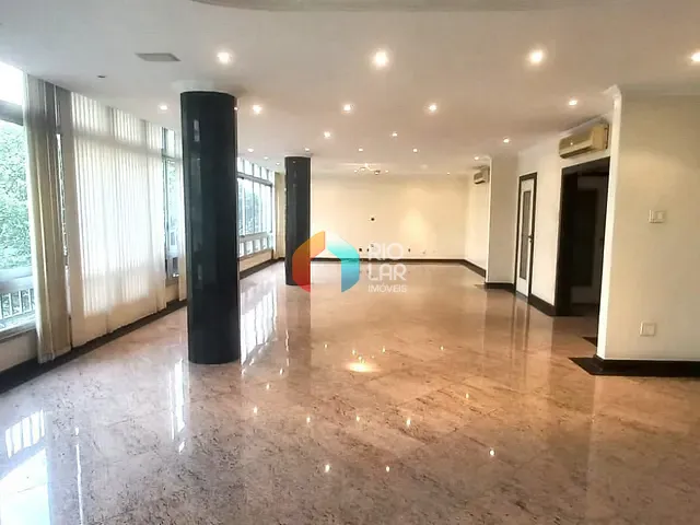 Apartamento com 297m² 4 quartos e 3 banheiros, à venda, no bairro Copacabana em Rio de Janeiro