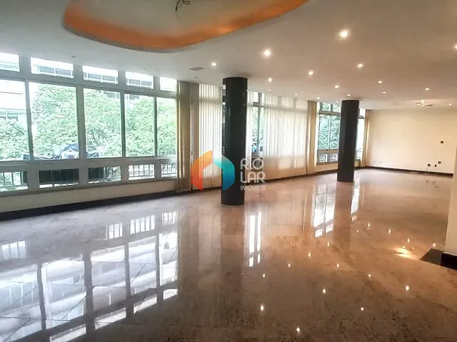 Apartamento com 297m² 4 quartos e 3 banheiros, à venda, no bairro Copacabana em Rio de Janeiro