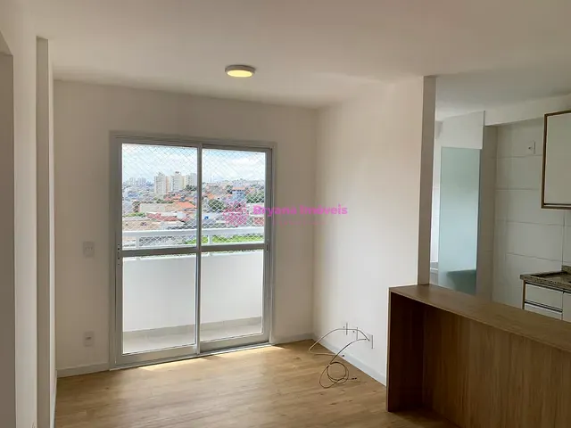 Apartamento 2 quartos e 1 banheiro, à venda, no bairro Vila Palmares em Santo André