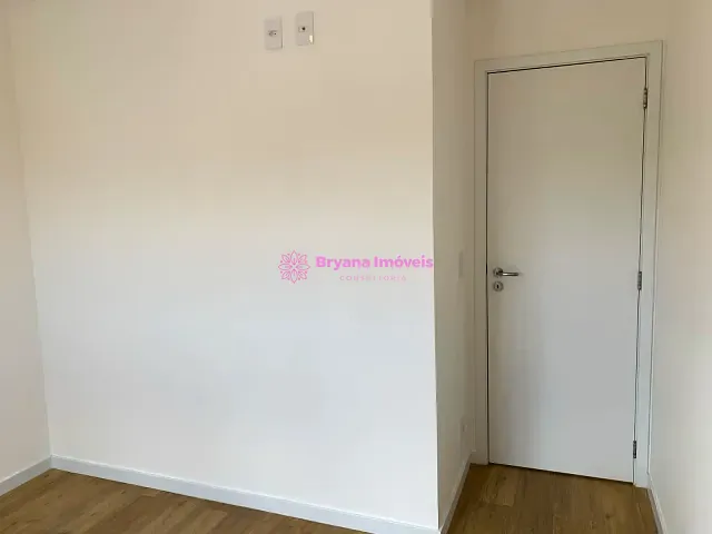 Apartamento 2 quartos e 1 banheiro, à venda, no bairro Vila Palmares em Santo André