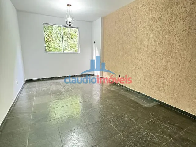 Apartamento 1 quarto e 1 banheiro, à venda, no bairro Centro em Barra Mansa
