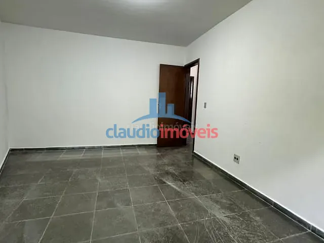 Apartamento 1 quarto e 1 banheiro, à venda, no bairro Centro em Barra Mansa