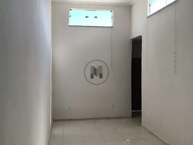 Apartamento 2 quartos e 1 banheiro, para alugar, no bairro Centro em Potim