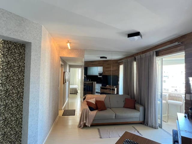 Apartamento com 105m² 3 quartos e 2 banheiros, à venda, no bairro Residencial do Lago em Londrina