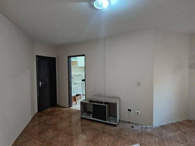 Apartamento com 71m² 3 quartos e 2 banheiros, à venda, no bairro Cláudia em Londrina